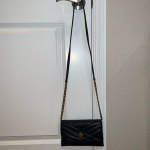 Tory burch Kira Chevron Chain Wallet